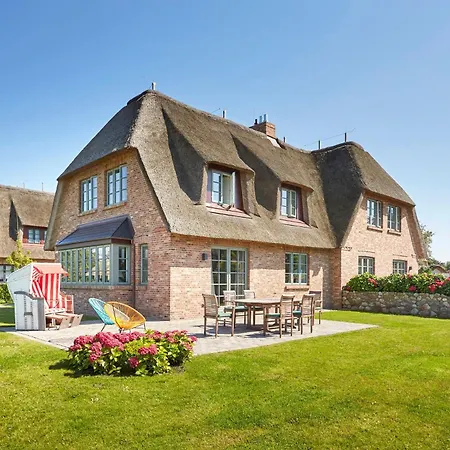 Waaster Diek Holiday home Oldsum